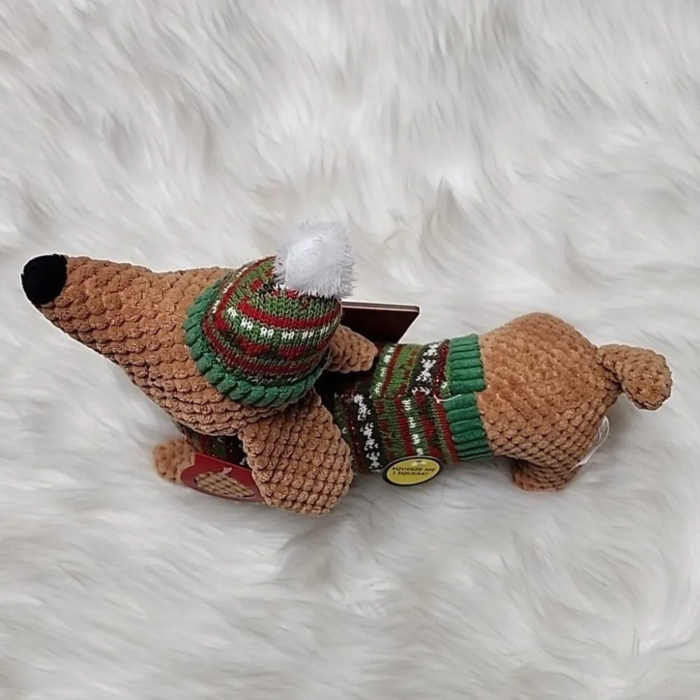 Christmas Plush Squeeker Dog Toy Brown Dog With Red & Green Sweater & Beanie New